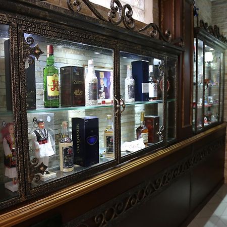 Hotel Villa Tafaj Tiranë Luaran gambar