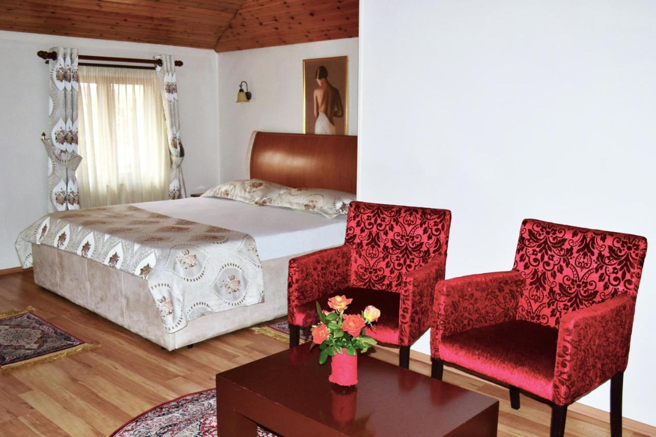 Hotel Villa Tafaj Tiranë Luaran gambar