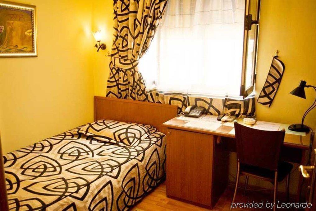 Hotel Villa Tafaj Tiranë Luaran gambar